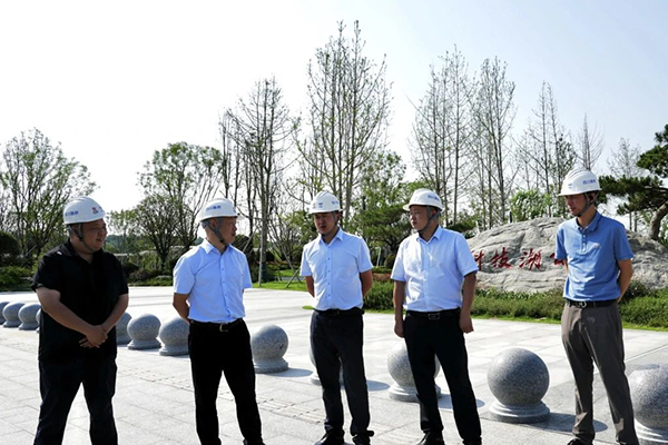 川交公司黨委副書記、董事、總經(jīng)理魯正偉深入綿陽科技城新區(qū)片區(qū)項目檢查指導工作